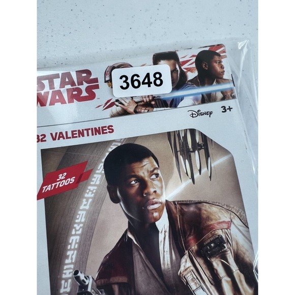 Paper Magic Group Disney Star Wars The Last Jedi Finn 32 Valentines Tattoo Cards - Picture 4 of 4